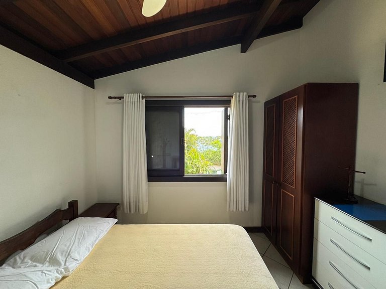 A14 - Casa com vista panorâmica no centro