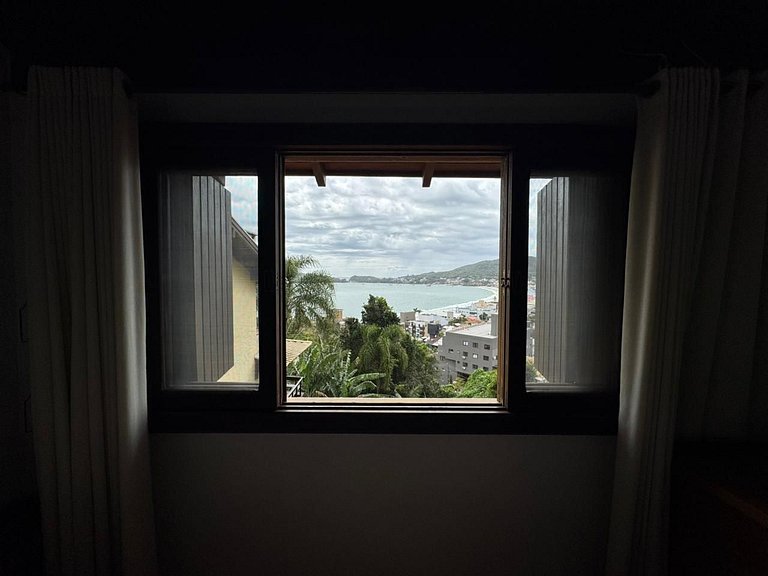 A14 - Casa com vista panorâmica no centro