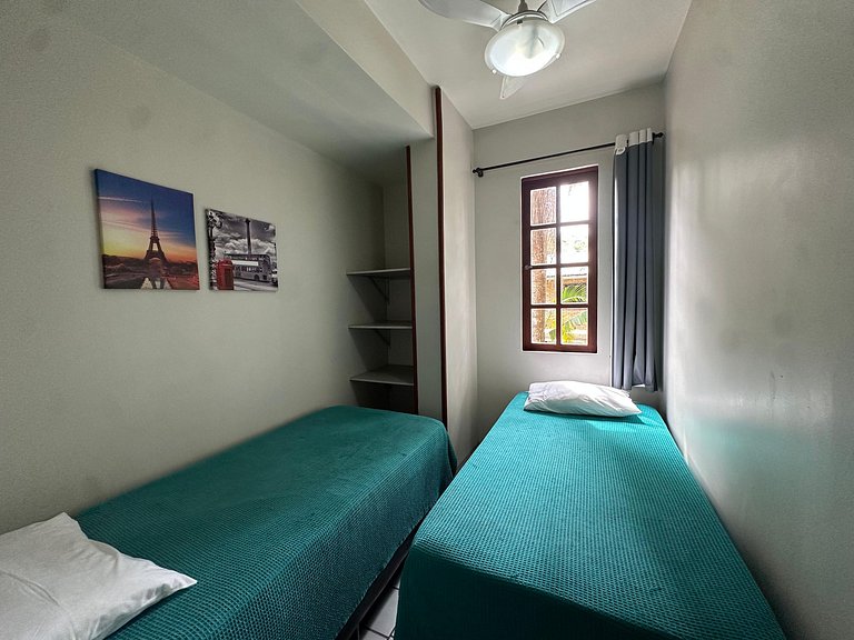 Apartamento de 02 dormitórios bem localizado na praia do Cen