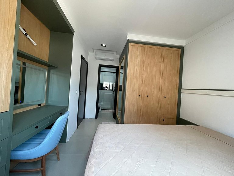 A96 - Apartamento 2 suítes em Bombas perto da praia Apto 201