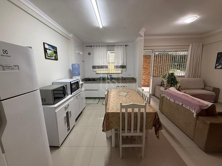 A71 - Apartamento de 02 dormitórios  para 6 pessoas