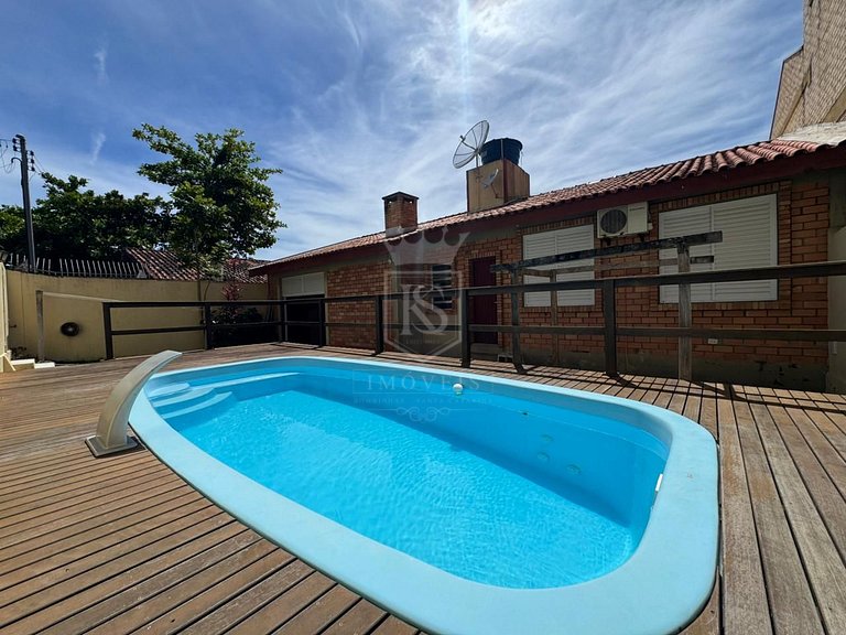 B01- Casa com piscina para até 8 pessoas no centro