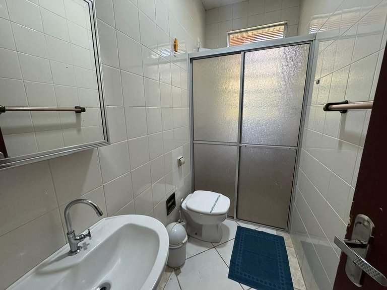 B01- Casa com piscina para até 10 pessoas no centro