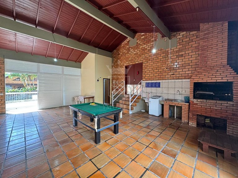 B01- Casa com piscina para até 8 pessoas no centro