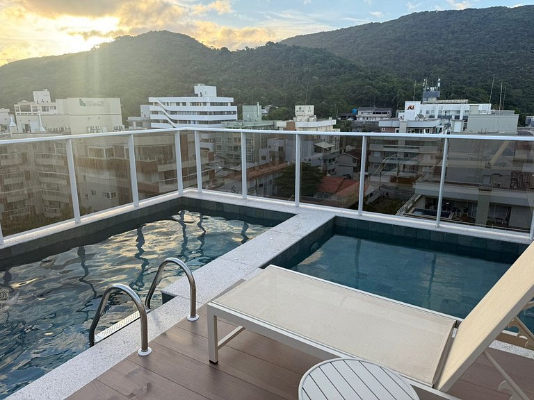 A11 Farol de Bombas -Apartamento com 02 suítes