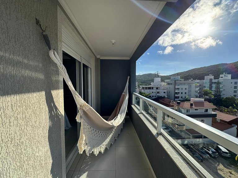 402 - Cobertura com 03 suítes na praia de Bombas