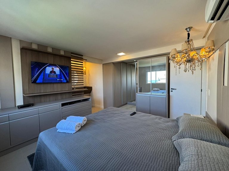 402 - Cobertura com 03 suítes na praia de Bombas