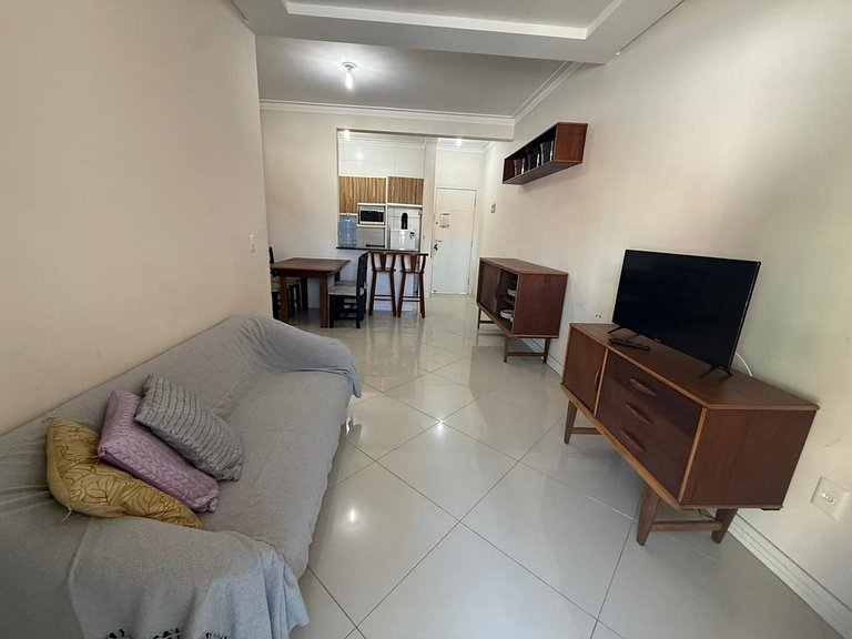 A26 - Araguaia Apto 102 - 02 dormitórios bem localizado, no