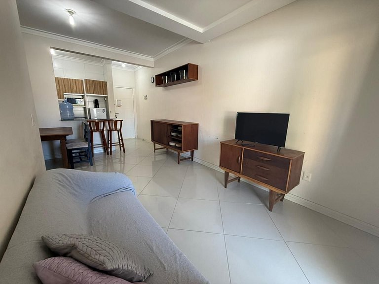 A26 - Araguaia Apto 102 - 02 dormitórios bem localizado, no