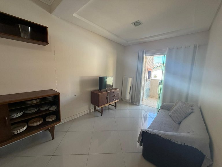 A26 - Araguaia Apto 102 - 02 dormitórios bem localizado, no