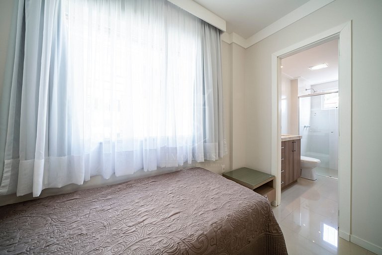 A44 - Tahiti Apto 202- Cobertura duplex 3 suítes e Jacuzzi!