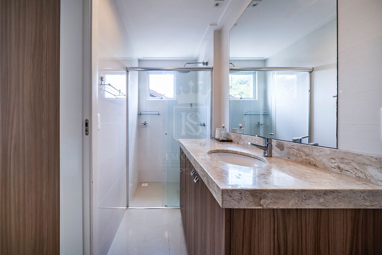 A44 - Tahiti Apto 202- Cobertura duplex 3 suítes e Jacuzzi!