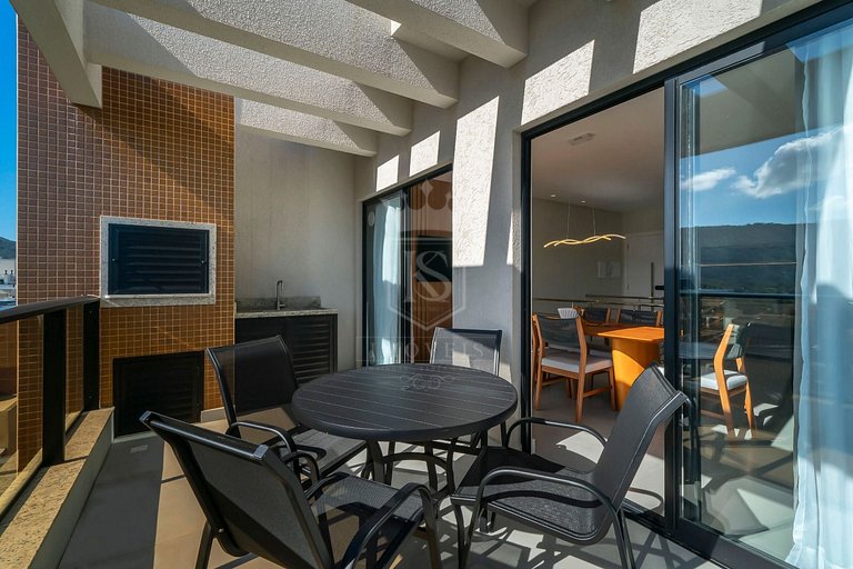 A68 - Cobertura 03 dormitórios em Mariscal