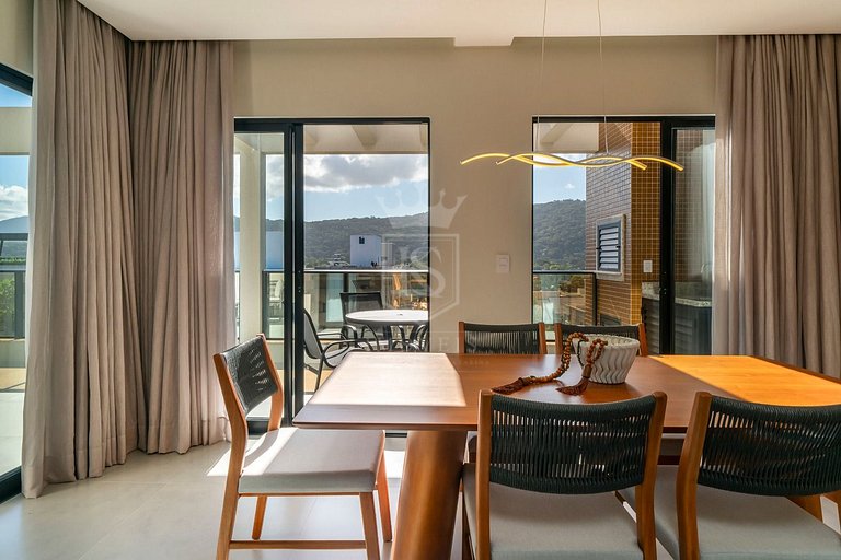 A68 - Cobertura 03 dormitórios em Mariscal