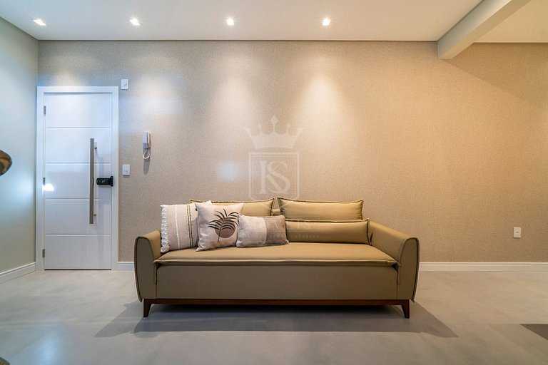 A68 - Cobertura 03 dormitórios em Mariscal