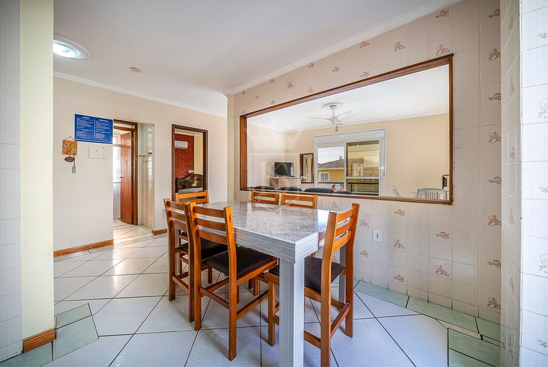 B11- Apartamento com 02 dormitórios no centro