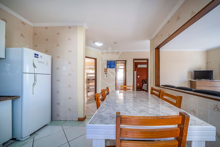 B11- Apartamento com 02 dormitórios no centro