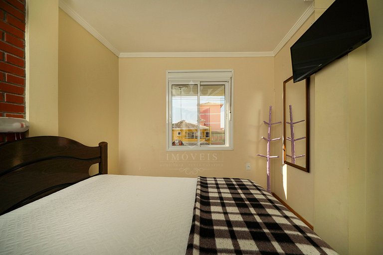B11- Apartamento com 02 dormitórios no centro