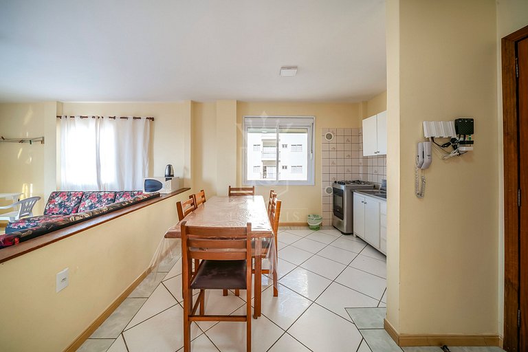 B21- Apartamento com 02 dormitórios com vista Mar