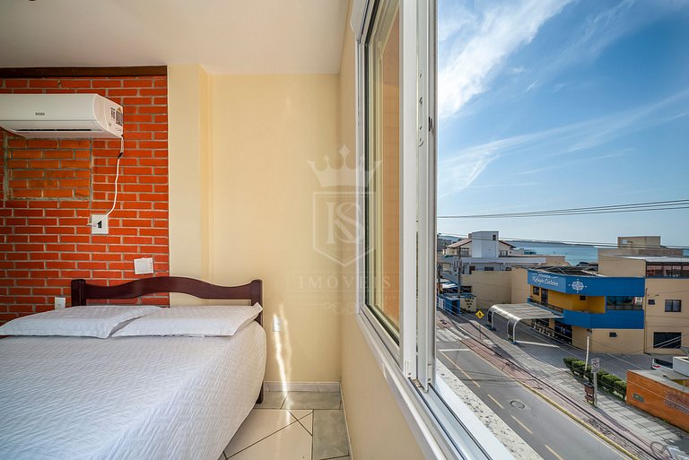 B21- Apartamento com 02 dormitórios com vista Mar