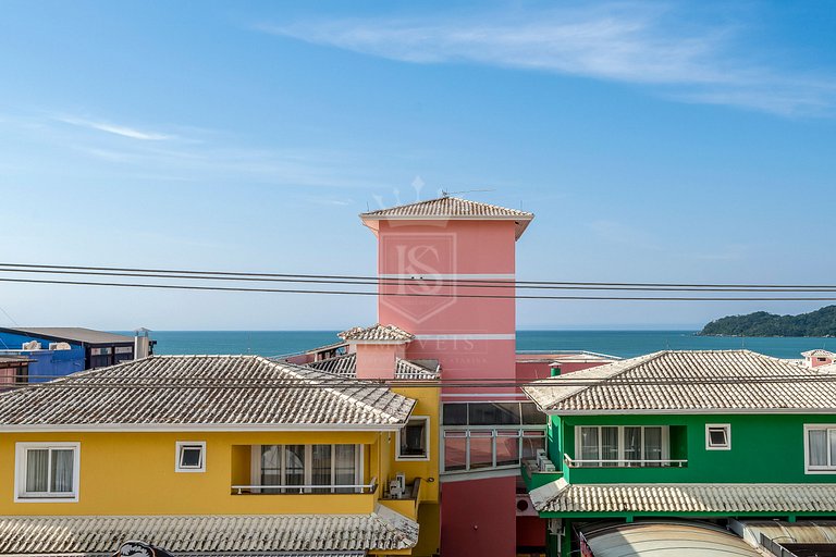 B21- Apartamento com 02 dormitórios com vista Mar