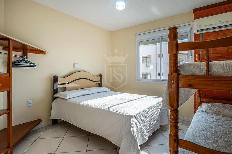 B21- Apartamento com 02 dormitórios com vista Mar