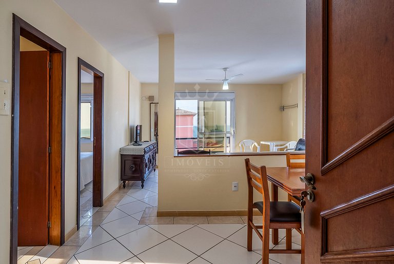 B31- Apartamento 02 dormitórios no centro com vista mar