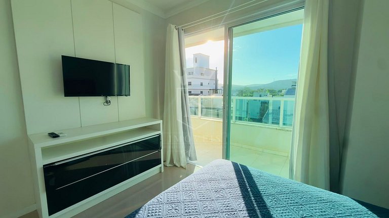A24 - Apartamento para 8 pessoas em Canto Grande
