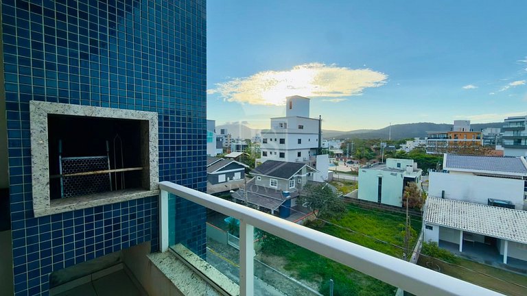 A24 - Apartamento para 8 pessoas em Canto Grande