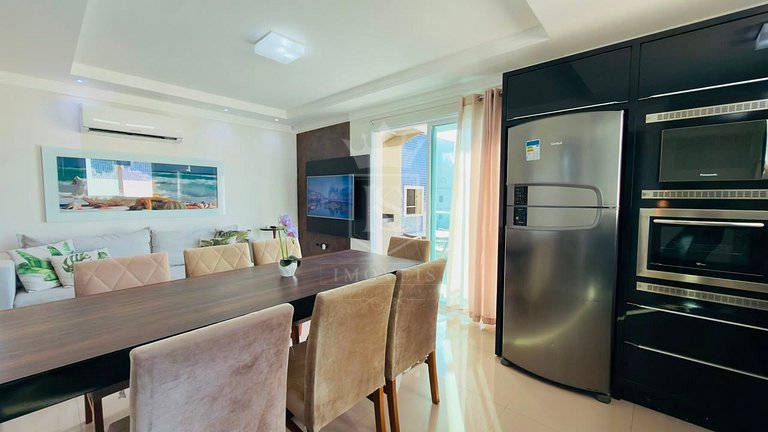 A24 - Apartamento para 8 pessoas em Canto Grande