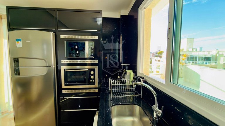 A24 - Apartamento para 8 pessoas em Canto Grande