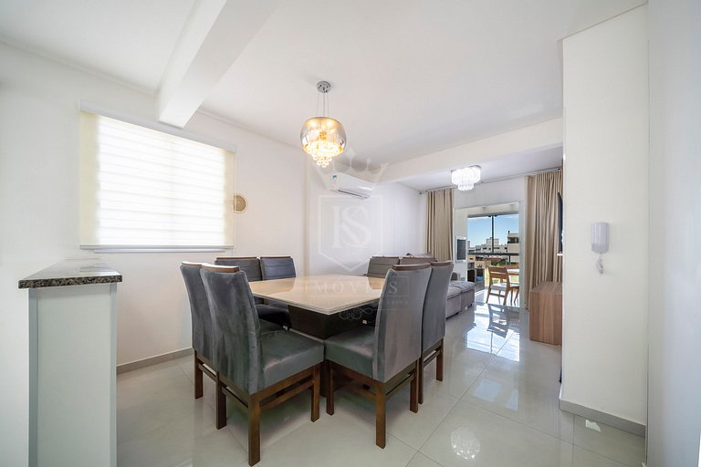 A22 - Apartamento duplex com 3 suítes em Mariscal