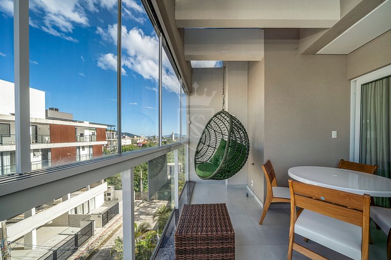 A22 - Apartamento duplex com 3 suítes em Mariscal