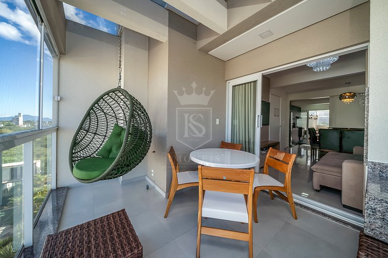 A22 - Apartamento duplex com 3 suítes em Mariscal