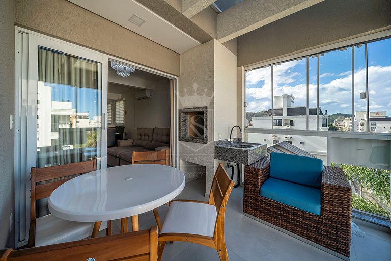A22 - Apartamento duplex com 3 suítes em Mariscal