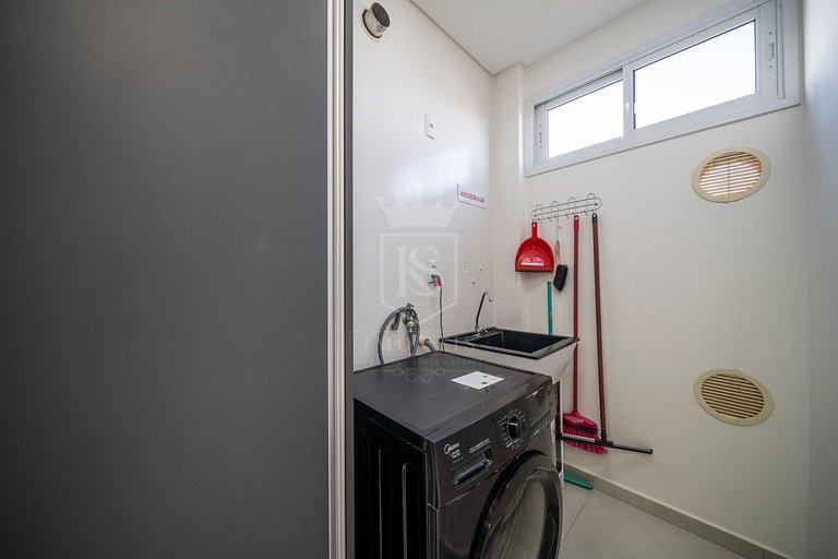 A22 - Apartamento duplex com 3 suítes em Mariscal