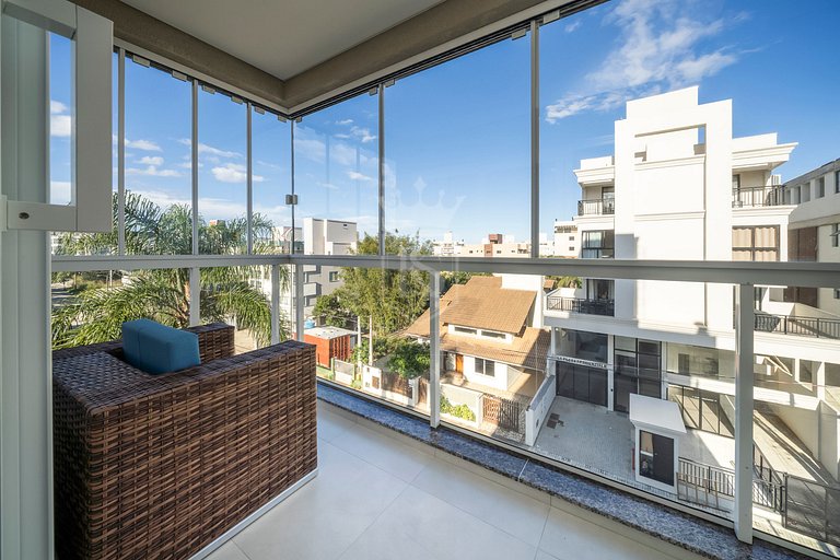 A22 - Apartamento duplex com 3 suítes em Mariscal