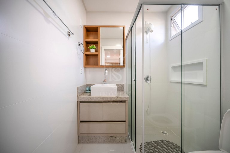 A22 - Apartamento duplex com 3 suítes em Mariscal