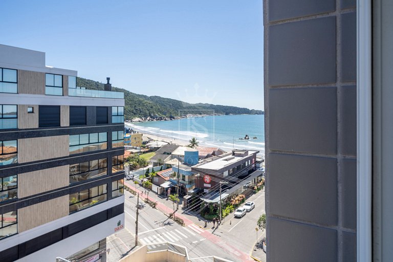 A11 - Apartamento com 02 suítes para 5 pessoas