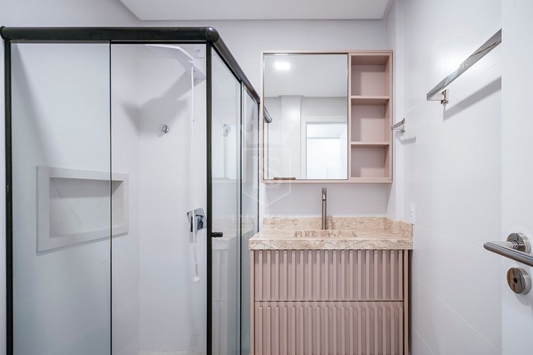 A11 - Apartamento com 02 suítes para 5 pessoas
