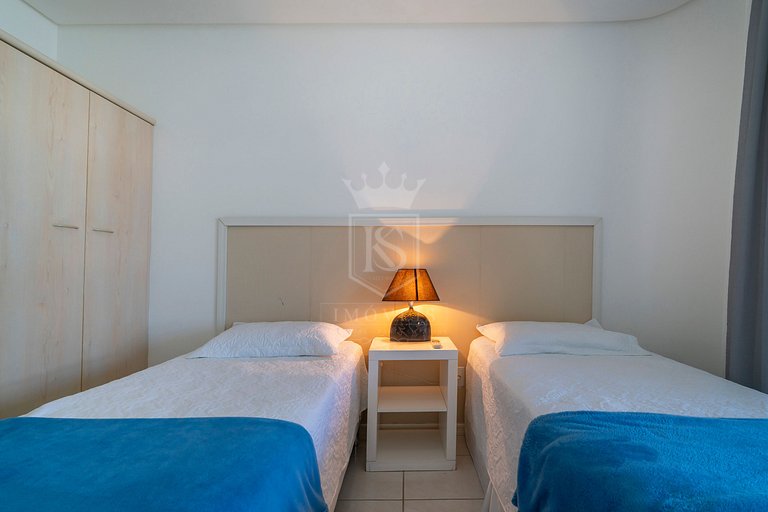 A08 - Apartamento centro Bombinhas para 8 pessoas