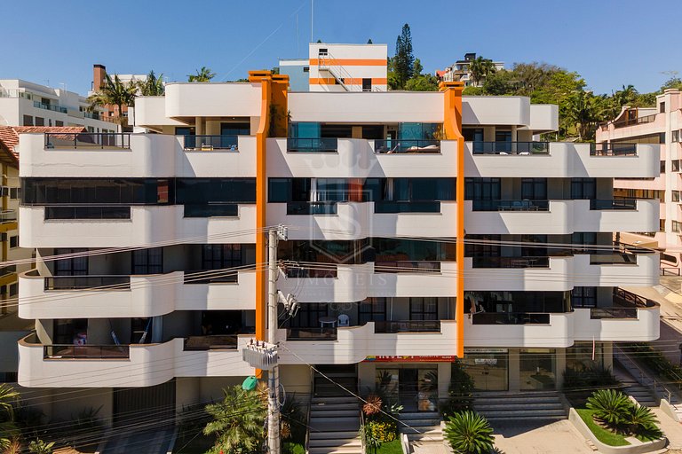 A08 - Apartamento centro Bombinhas para 8 pessoas